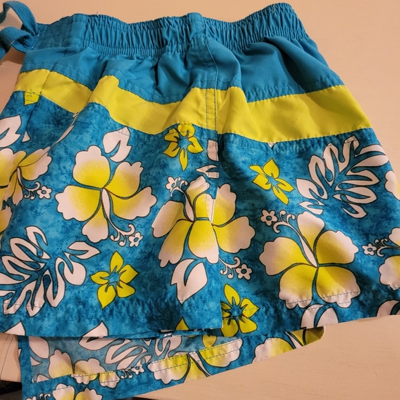Girl's Size 4 Athletic Works Polyester Floral Print Skort - Picture 4 of 4